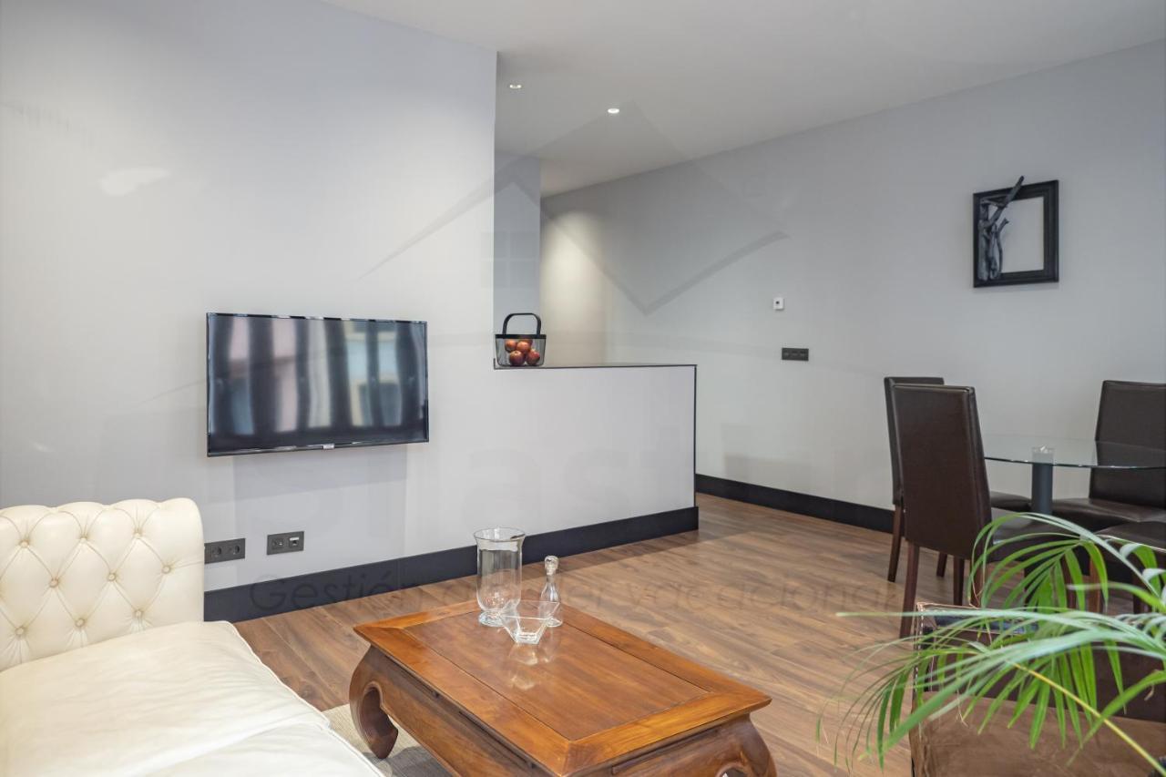 Chambre Noir Apartamento โอเบียโด ภายนอก รูปภาพ