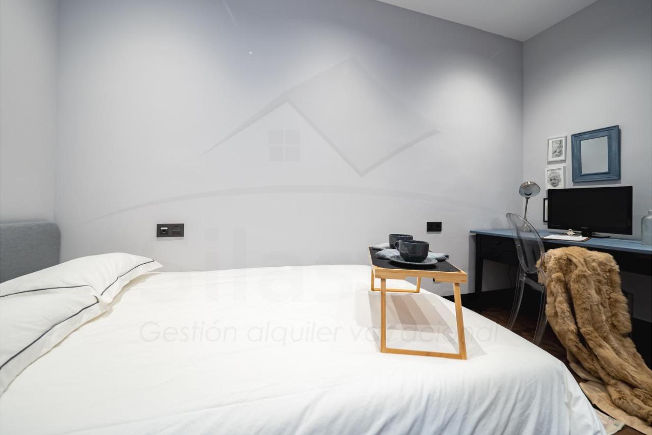 Chambre Noir Apartamento โอเบียโด ภายนอก รูปภาพ
